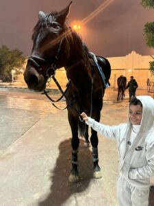 1ee1aa09-8838-4459-8d21-e56328b42026-12-225x300 جمعية وقار لمساندة كبار السن تحتفي باليوم العالمي للسرطان بفعالية كلنا معك